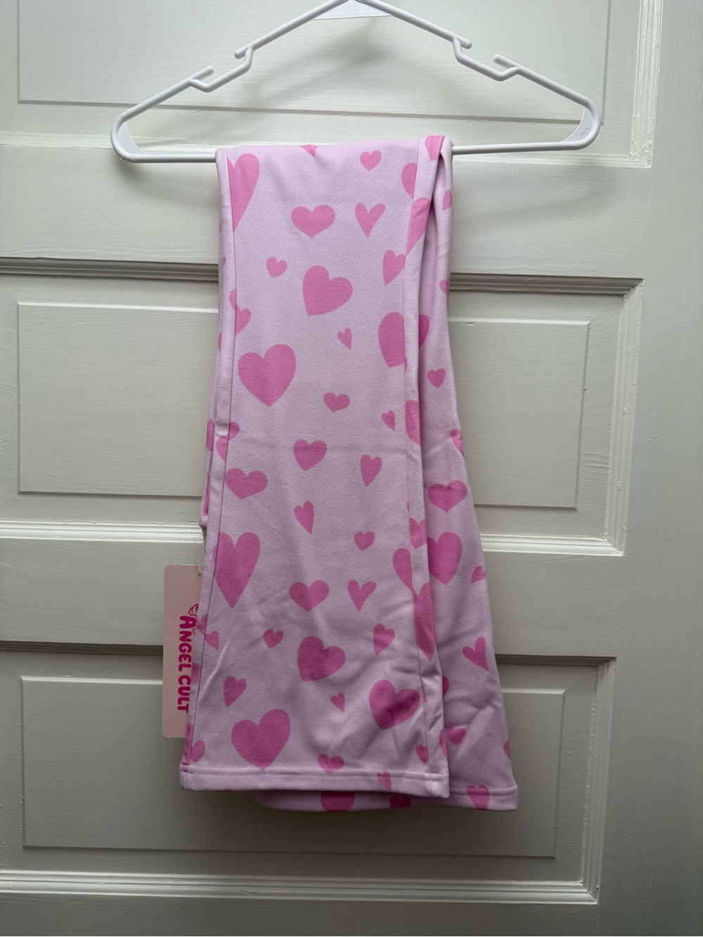 Stretch pink heart yogo pants
